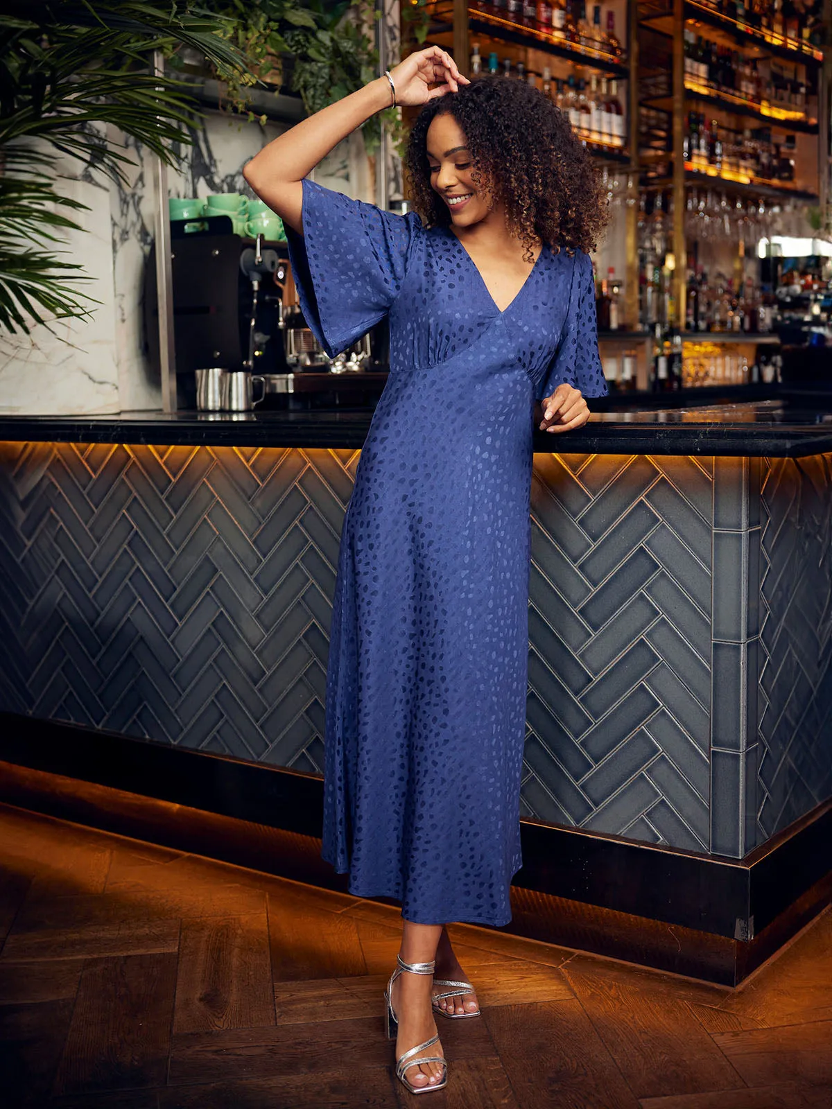 Lois - Angel Sleeve Satin Dress - Navy